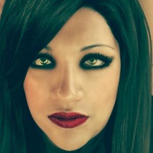 Meet your Posher, Rosalinda